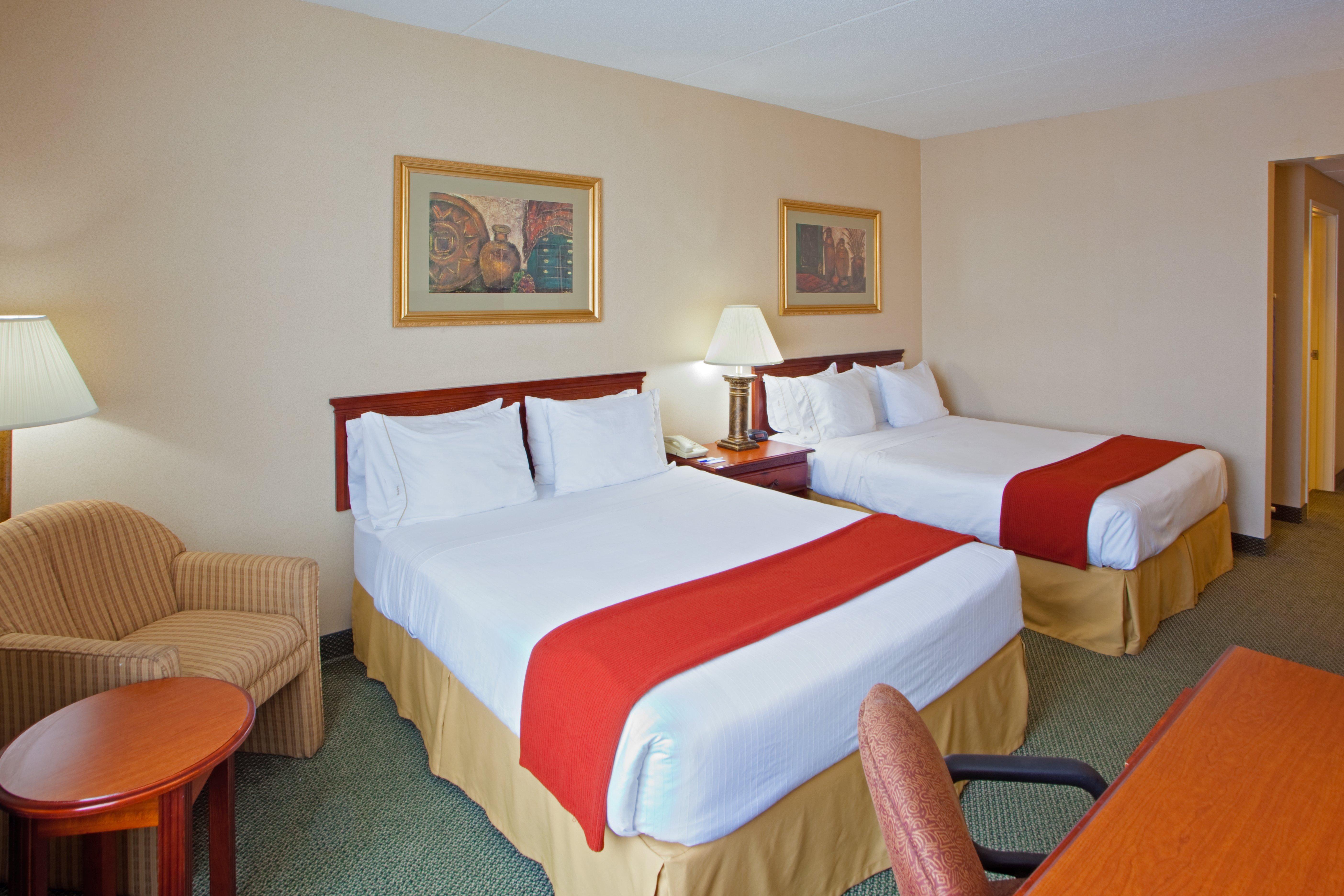 Holiday Inn Express Hanover By Ihg Екстериор снимка
