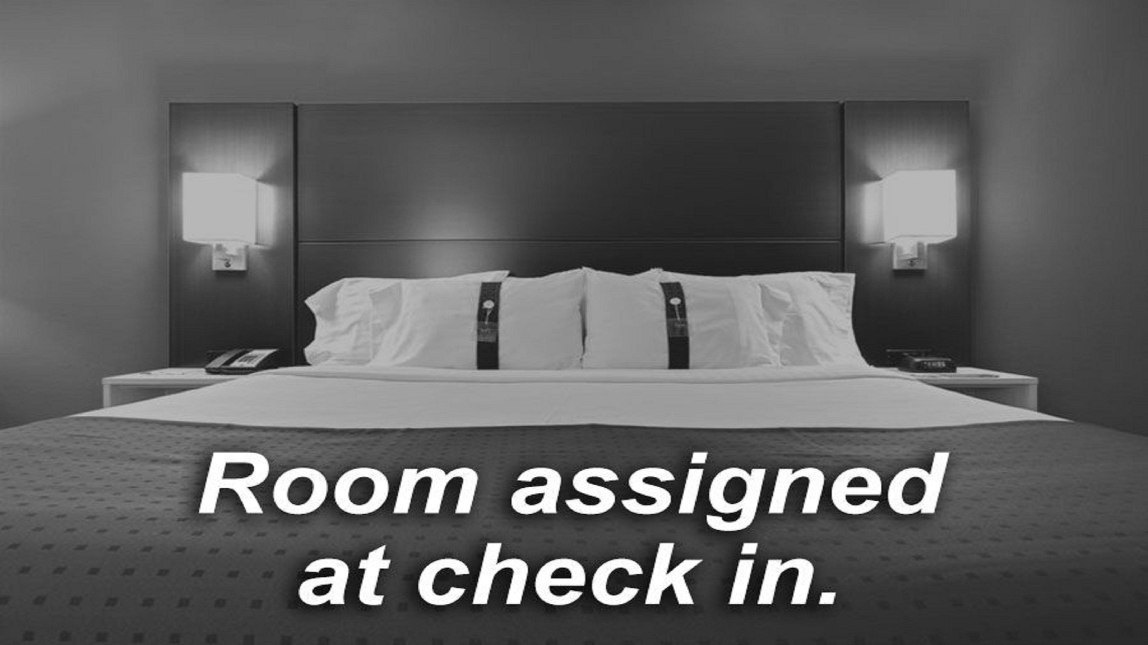 Holiday Inn Express Hanover By Ihg Екстериор снимка