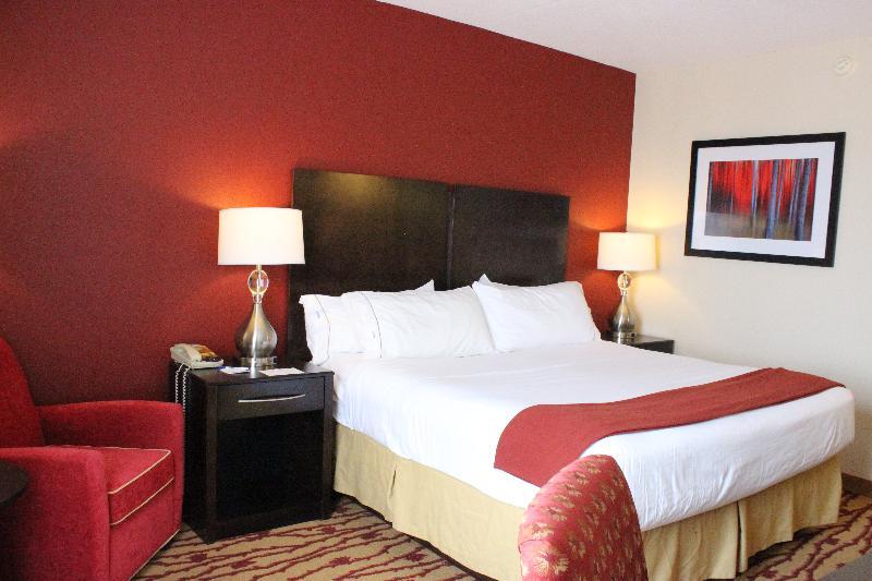 Holiday Inn Express Hanover By Ihg Екстериор снимка